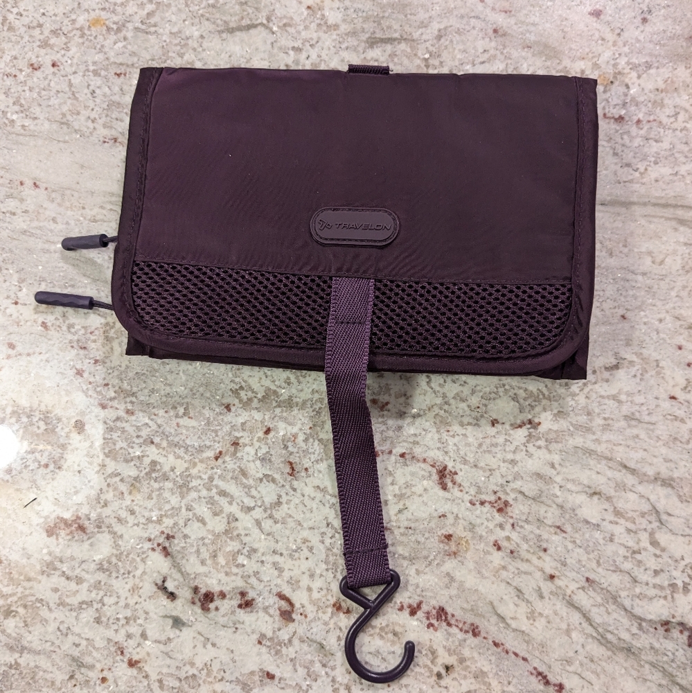 Travelon Roll Up Travel Bag Make Up Jewelry Toiletries Organize Foldable Purple
